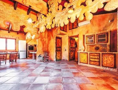 Casa Gaudi - House & 特乌拉达