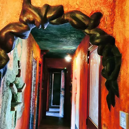 Pensjonat Casa Gaudi - House & Teulada