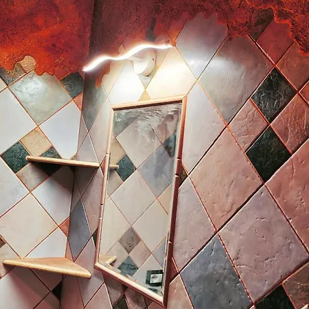 Gasthof Casa Gaudi - House & 3*