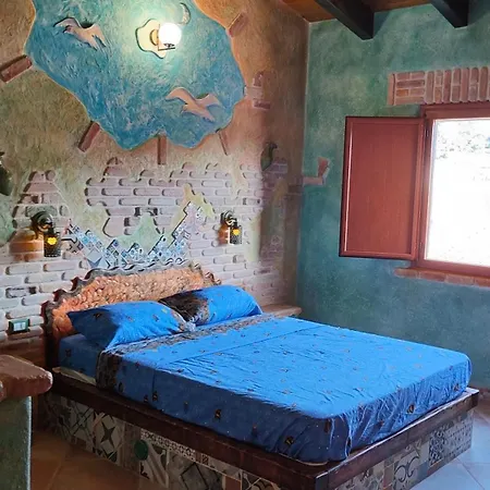 Casa Gaudi - House & Teulada