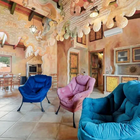 Casa Gaudi - House & Gæstehus Teulada