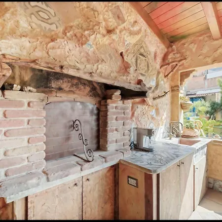 Casa Gaudi - House & Vendégház Teulada